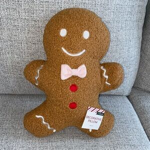 Target gingerbread man pillow NWT 2024